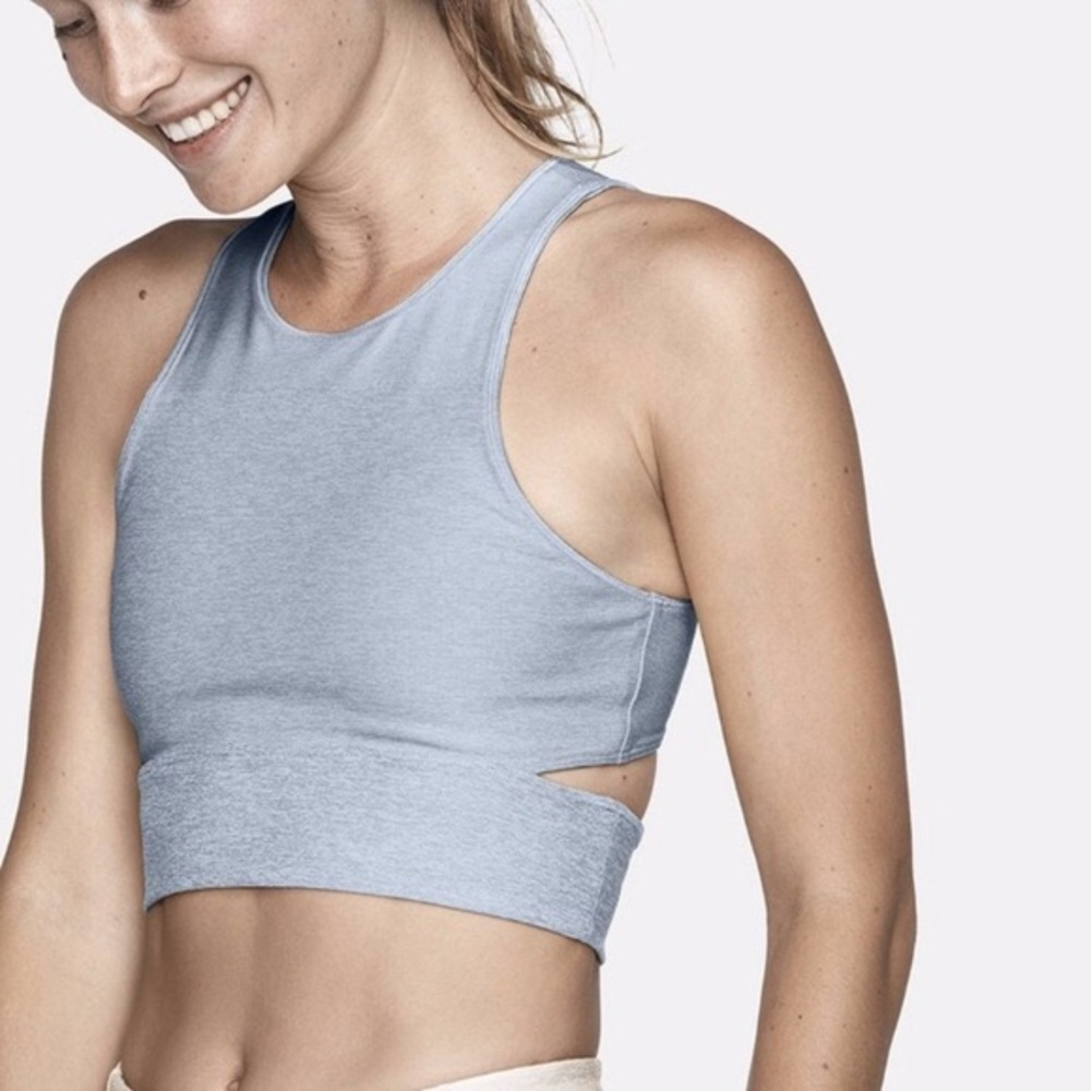 Outdoor voices slashback crop size small